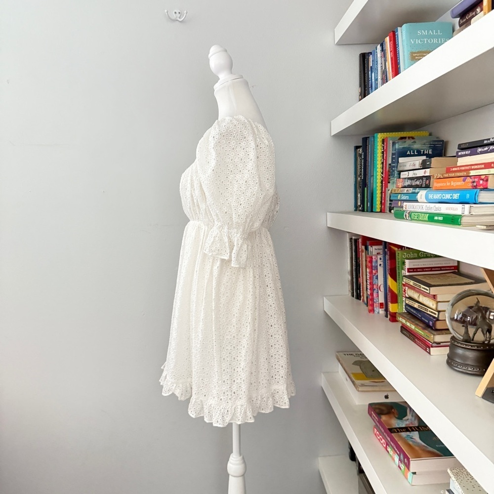Buddy Love Valentina White Eyelet Puff Sleeve Mini Dress Size Small - Picture 5 of 12